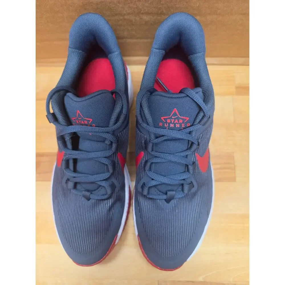 Nike Star Runner 4 NN (GS) Boys 5.5Y